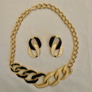 Monet Black/Cream Enamel Chain Link Design Necklace Earring Costume Jewelry Set
